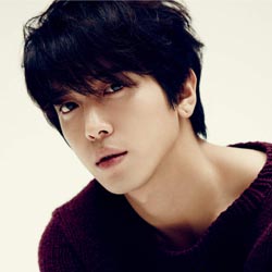 Jung Yong Hwa