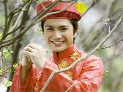 Phan Đinh Tùng,Hoàng Thanh